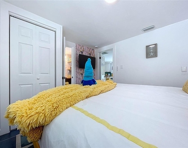 304 29th Street - Photo Thumbnail 18