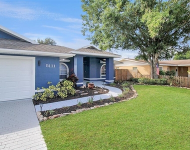 5111 13th Avenue Drive W - Photo Thumbnail 1