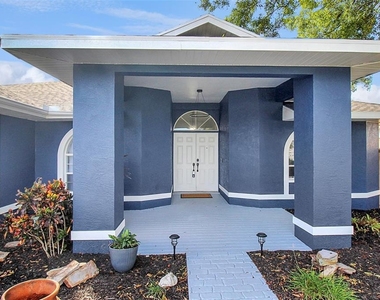 5111 13th Avenue Drive W - Photo Thumbnail 2