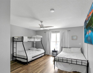 5111 13th Avenue Drive W - Photo Thumbnail 44
