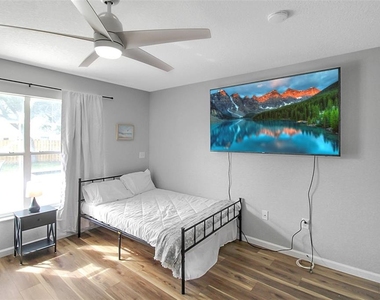5111 13th Avenue Drive W - Photo Thumbnail 47