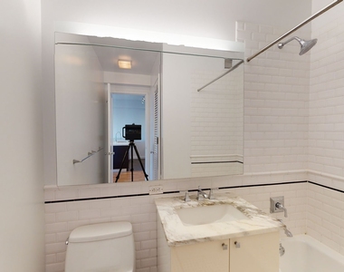 808 Columbus Ave - Photo Thumbnail 4