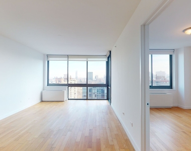 808 Columbus Ave - Photo Thumbnail 1