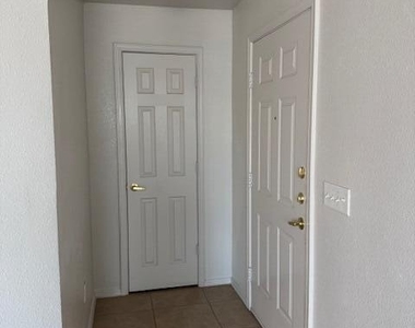 6027 Brook Hollow Drive - Photo Thumbnail 6