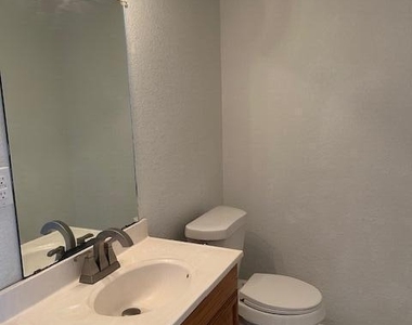 11275 Pebble Hills Boulevard - Photo Thumbnail 6