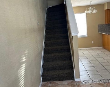 11275 Pebble Hills Boulevard - Photo Thumbnail 7