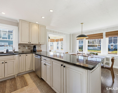 82 Miller Avenue - Photo Thumbnail 13