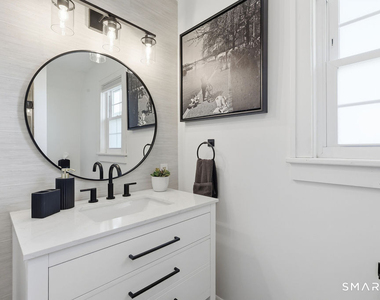 82 Miller Avenue - Photo Thumbnail 17