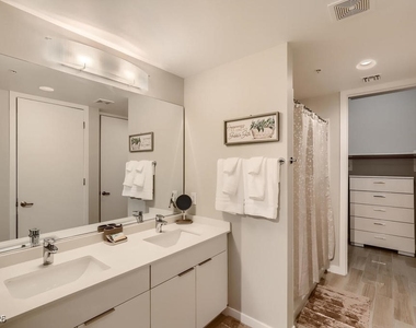 353 E Bonneville Avenue - Photo Thumbnail 11