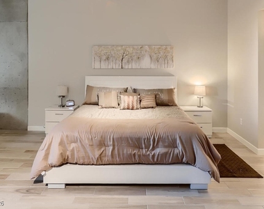 353 E Bonneville Avenue - Photo Thumbnail 7