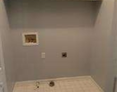 1033 Ada Avenue Nw - Photo Thumbnail 1