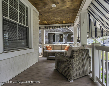 210 8th Avenue - Photo Thumbnail 6
