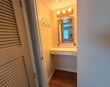 1416 Norwood Drive - Photo Thumbnail 10