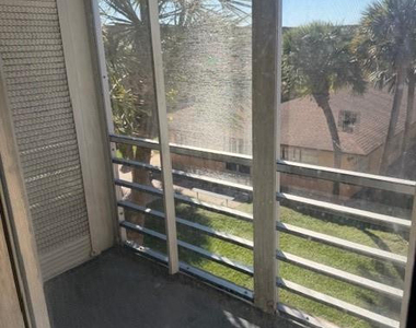 4141 Nw 26th Street - Photo Thumbnail 7