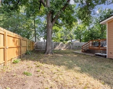 1123 W Gandy Street - Photo Thumbnail 37