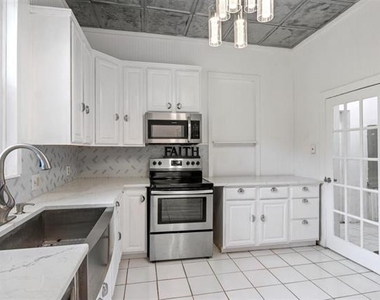 1123 W Gandy Street - Photo Thumbnail 15