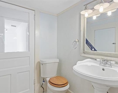 1123 W Gandy Street - Photo Thumbnail 23
