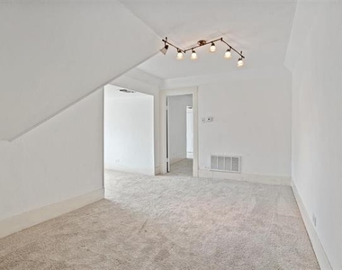 1123 W Gandy Street - Photo Thumbnail 27