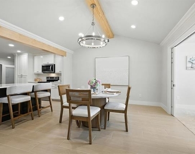 3901 Montecito Drive - Photo Thumbnail 4