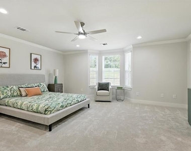 3901 Montecito Drive - Photo Thumbnail 10