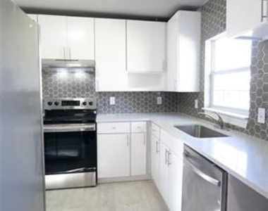 1606 Davis Boulevard - Photo Thumbnail 11