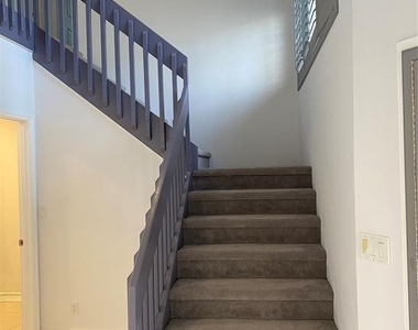 101 Se 15th Avenue - Photo Thumbnail 22