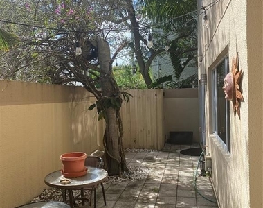101 Se 15th Avenue - Photo Thumbnail 21
