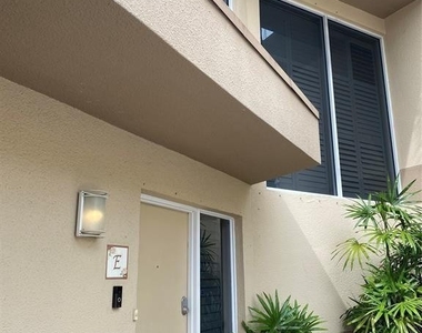 101 Se 15th Avenue - Photo Thumbnail 19