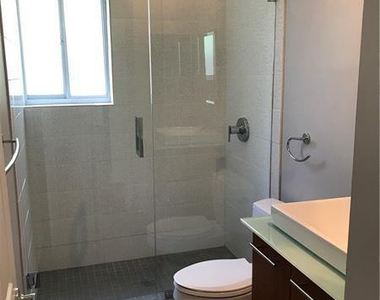 101 Se 15th Avenue - Photo Thumbnail 8