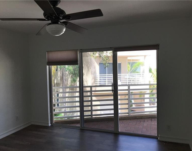 101 Se 15th Avenue - Photo Thumbnail 13