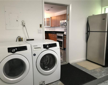 101 Se 15th Avenue - Photo Thumbnail 7