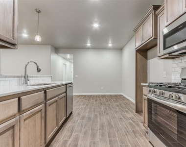 12925 Willow Villas Drive - Photo Thumbnail 18