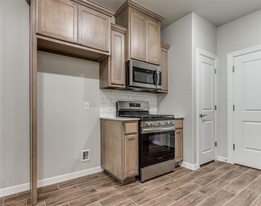 12925 Willow Villas Drive - Photo Thumbnail 17