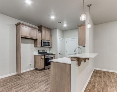 12925 Willow Villas Drive - Photo Thumbnail 15