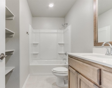 12925 Willow Villas Drive - Photo Thumbnail 23