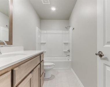 12925 Willow Villas Drive - Photo Thumbnail 33