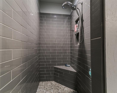 12500 Beryl Lane - Photo Thumbnail 10