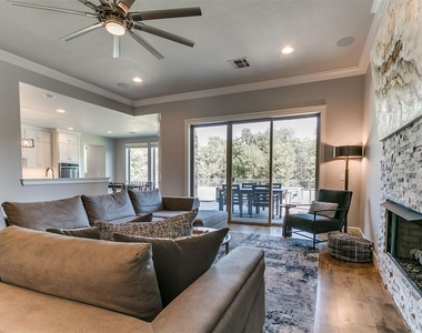 12500 Beryl Lane - Photo Thumbnail 5