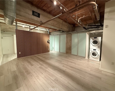 530 S Hewitt - Photo Thumbnail 8