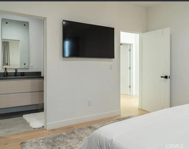 12134 Clarkson Rd - Photo Thumbnail 17