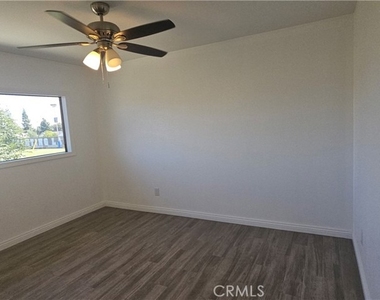 128 Wiseman Way - Photo Thumbnail 13