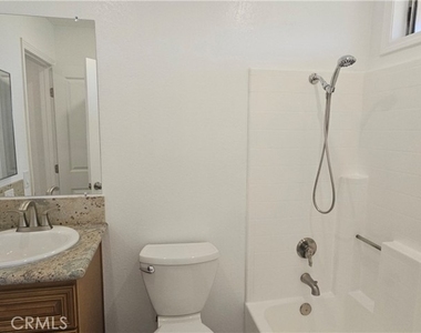 128 Wiseman Way - Photo Thumbnail 12