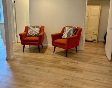 2900 Searidge Street - Photo Thumbnail 9