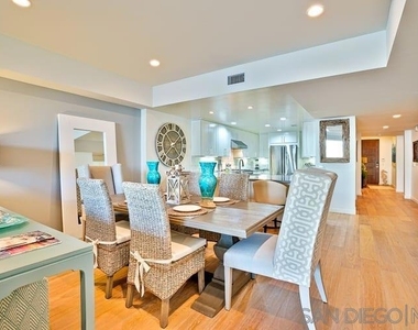 6767 Neptune Pl - Photo Thumbnail 10