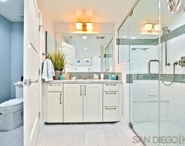 6767 Neptune Pl - Photo Thumbnail 17