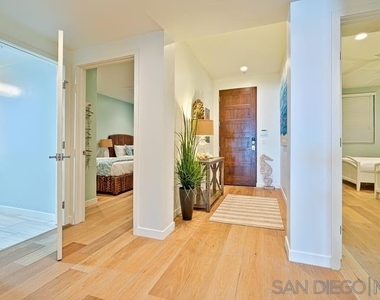 6767 Neptune Pl - Photo Thumbnail 13