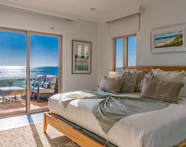 6529 Neptune Pl - Photo Thumbnail 2