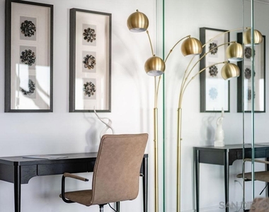 6529 Neptune Pl - Photo Thumbnail 7