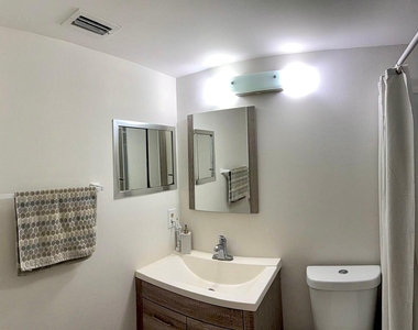 63 Windsor C - Photo Thumbnail 9