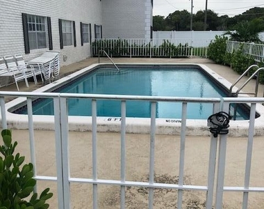 299 Sw 7th Street - Photo Thumbnail 22